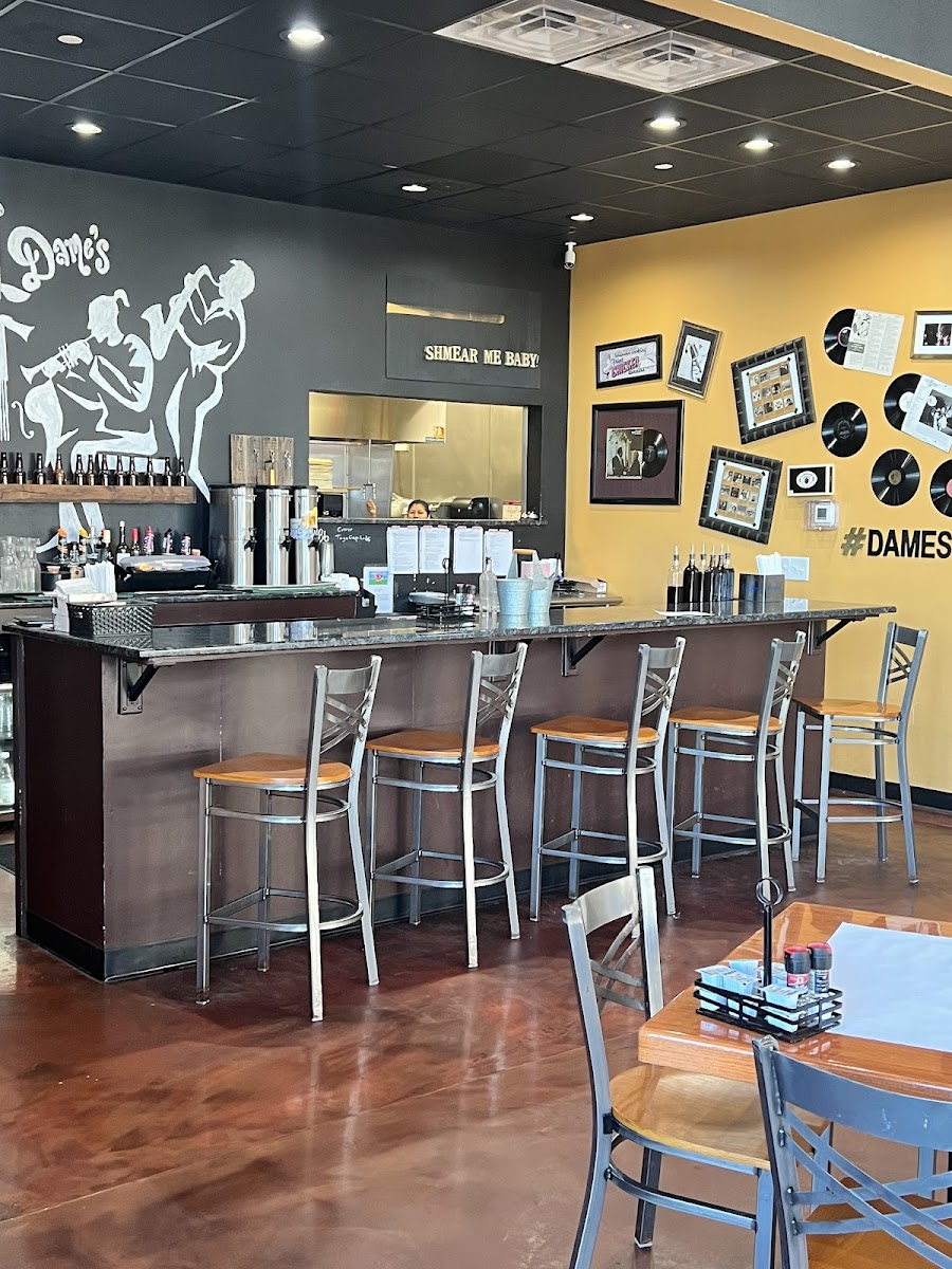 Dame's Chicken & Waffles